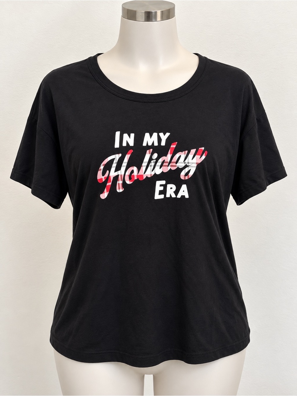 OLD NAVY In My Holiday Era Tee size large & x large Lot of 2